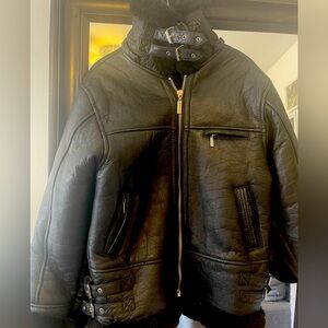 REAL SHEARLING LEATHER JACKET.